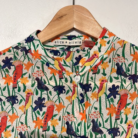Alice + Olivia Eloise stretch silk printed Blouse - size medium - Picture 6 of 10